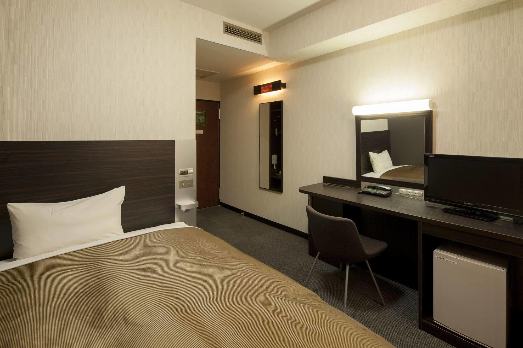 Osaka City Hotel Kyobashi Buitenkant foto